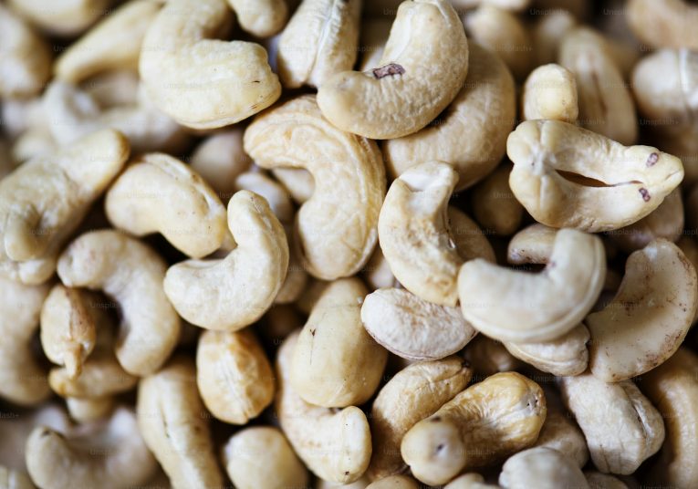 cashew 4